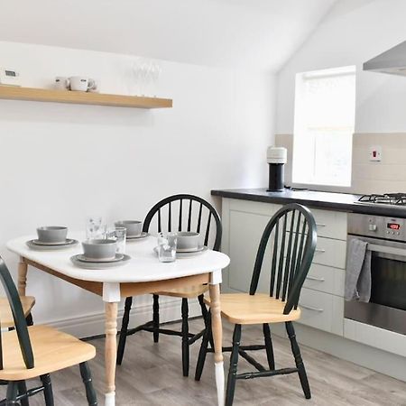 2 Bedroom Apartment In Gateshead Esterno foto