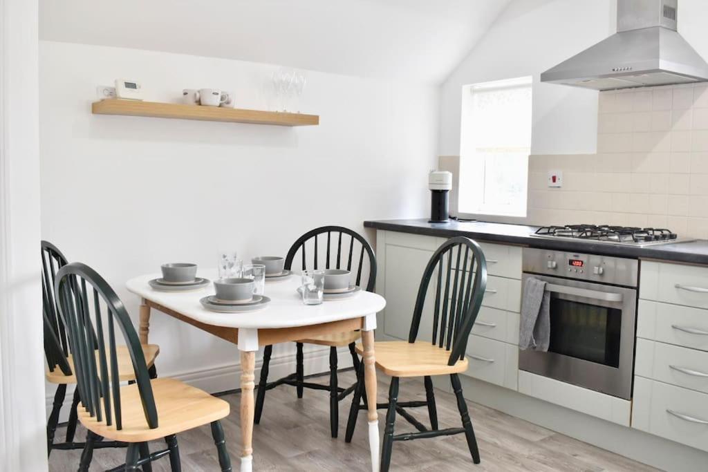 2 Bedroom Apartment In Gateshead Esterno foto